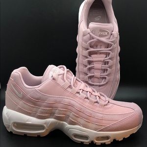 NEW Nike Women’s Air Max 95 Premium